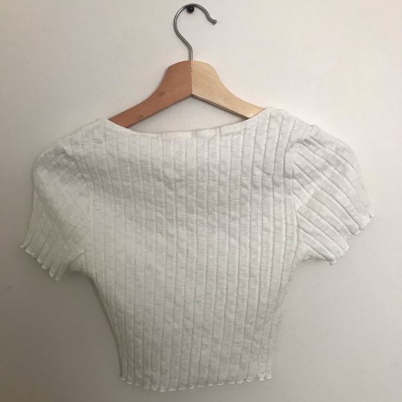 White Ruffle-Lined Crop Top - Picture 2 of 3